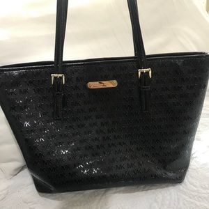 Michael Kors Tote bag.